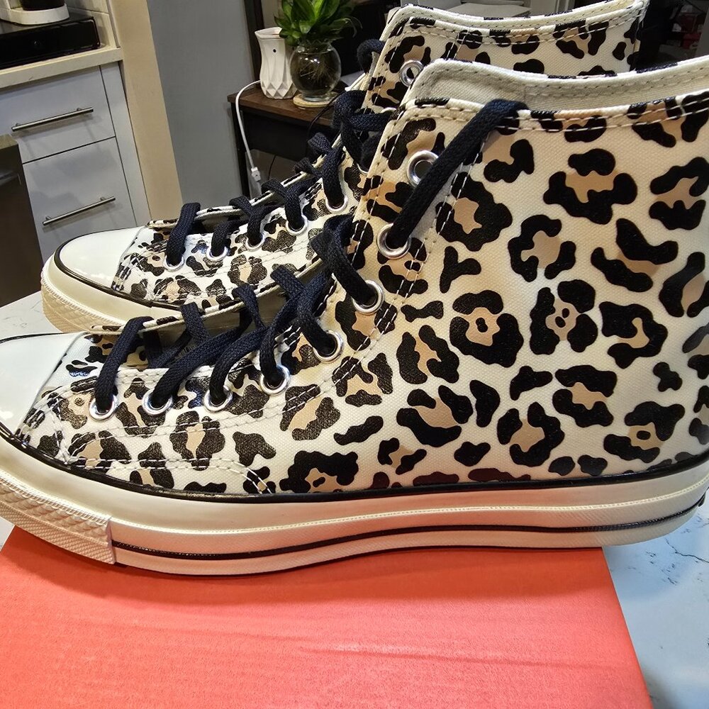 Converse A13436C Glow In The Dark Leo Sneakers In Leopard US MENS 10 NEW